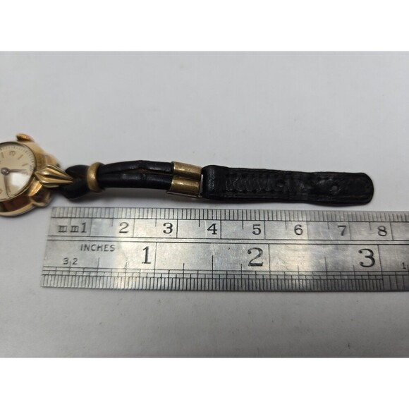 Vintage Helvetia 4483 Swiss Manual Wind Ladies Watch 20 Micron Gold Leather Band